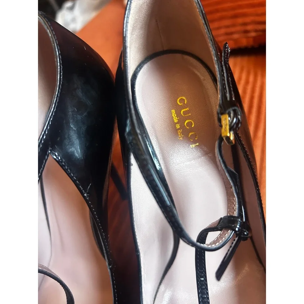 Gucci T-Strap Pumps Women's Size 37.5 Black Patent Leather Heel - Picture 8 of 13